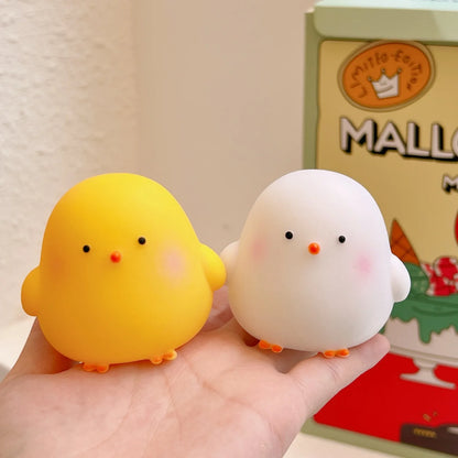Chick Sleeping Lamp